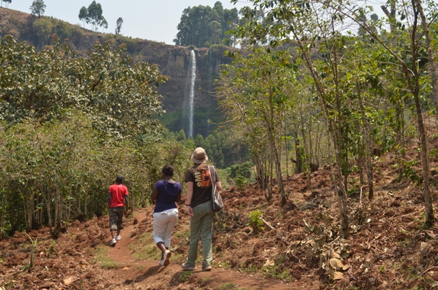 hiking sipi falls uganda