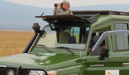 safari jeep in Akagera park